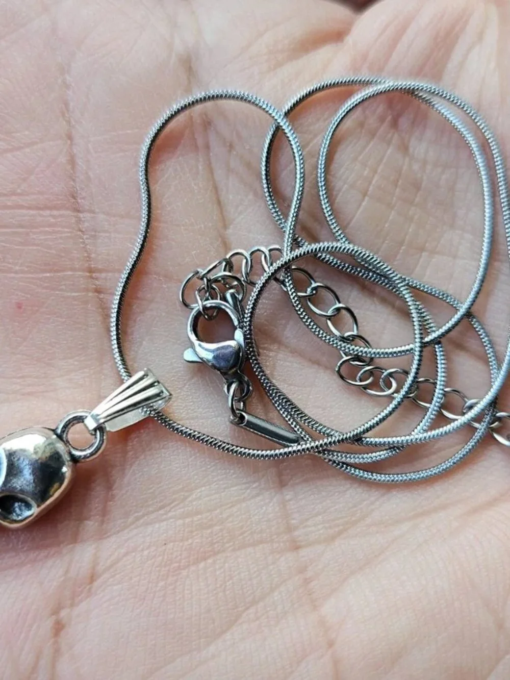 Skull Head Pendant Necklace Silver Tone Chain Fashion Jewelry Unbranded